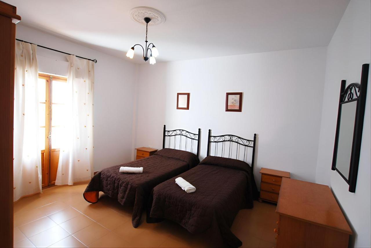 Apartamentos Garaje & Aire & Wifi & Solo Familias Y Parejas Conil De La Frontera Esterno foto